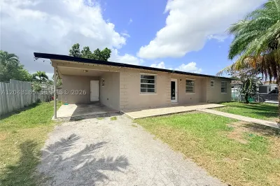 14330 SW 289th St 0 1
