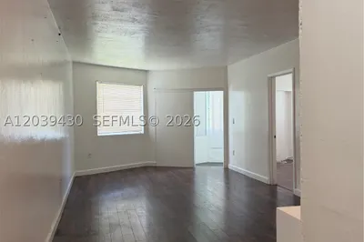 1667 NE Miami Gardens Dr #145 1