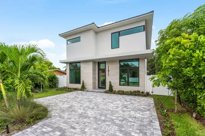 309 SE 6th Street 1