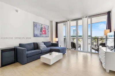 2155 Washington #401 1