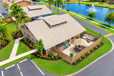 102 Maplecrest Circle 1
