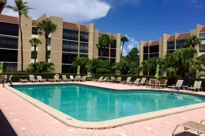 3452 NE Causeway Boulevard #102 1