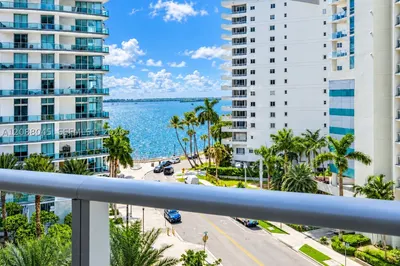 1300 Brickell Bay Dr #704 1