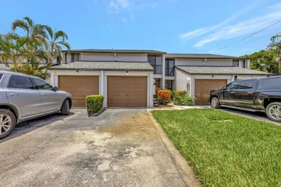 4731 NW 2nd Avenue #406 1