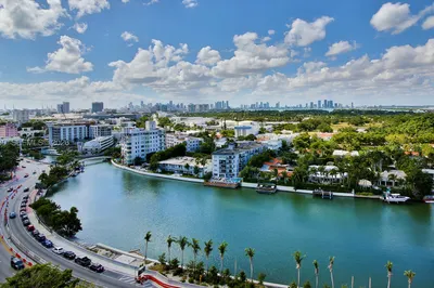 2555 Collins Ave #1804 1