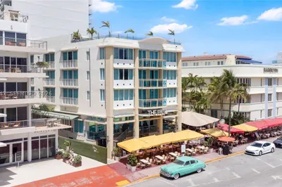 524 Ocean Dr 1