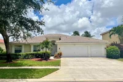 5567 Lake Shore Village Circle 1