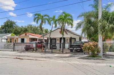 2501 NW 23rd Ave 1