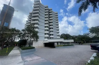 2501 Brickell Ave #1202 1