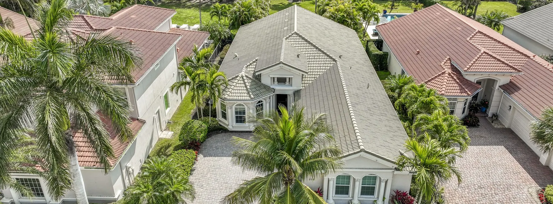 Just Listed | 208 Carina Drive