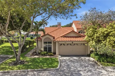 10852 Cypress Glen Dr 1