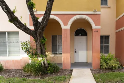 806 N Santa Catalina Cir 1