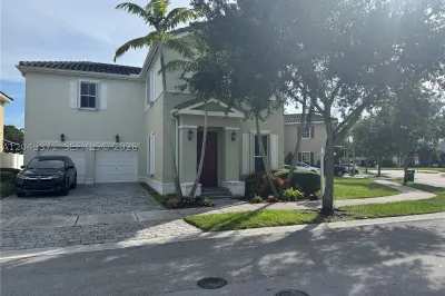17000 SW 90th Ter 0 1