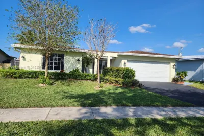 10551 Sunset Strip 1
