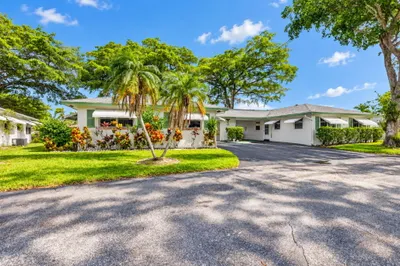 843 Meadowlark Lane 1