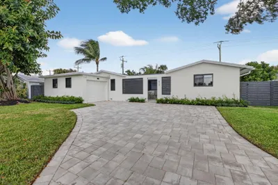 513 Lindell Boulevard 1