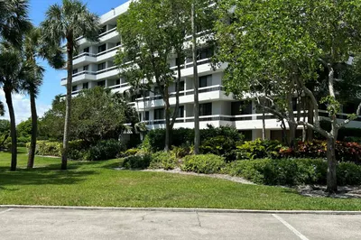 23200 Camino Del Mar #303 1