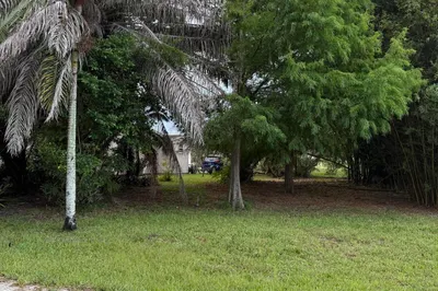 345 Citrus Drive 1
