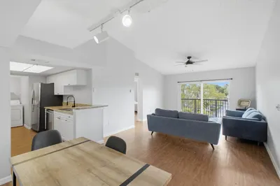 900 CRESTWOOD Court S #920 1
