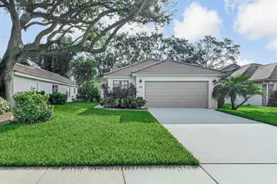 165 Sherwood Forest Drive 1