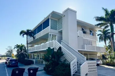 131 N Golfview Road #4 1
