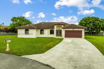 15461 SW 277 1