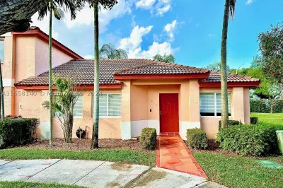 875 NW 208th Way 1