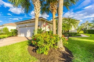 10102 SW Chadwick Drive 1