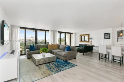 9300 S Bay Harbor Ter #5D 1