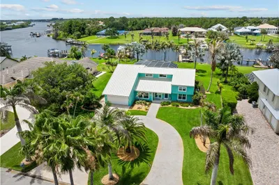 2666 SE Erickson Drive 1