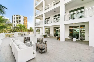 3200 S Ocean Boulevard #201 1