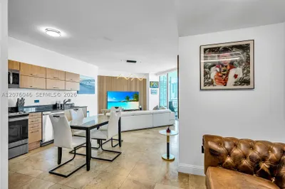 350 S Miami Ave #2009 1
