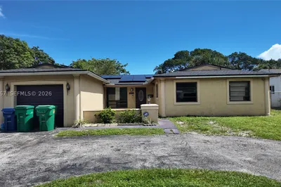 2420 NW 42nd Ave 1