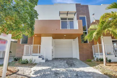 1108 S 20TH Avenue #1108 1