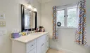 5703 SE Glen Eagle Way Photo