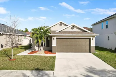 5160 NW Pine Trail Circle 1