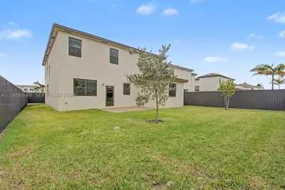 23339 SW 133rd Ave 1