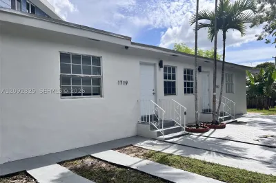 1717 NW 15th St Rd #. 1