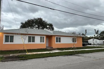 1795 NW 47 St 1