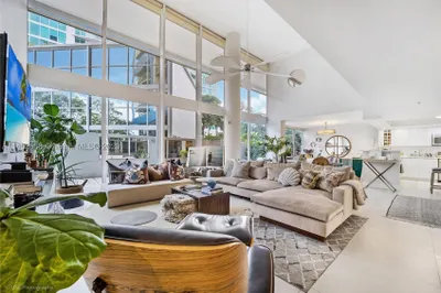 2025 Brickell Ave #302 1