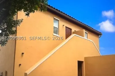 8470 NW 58th St 1