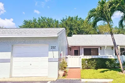 2640 W Gately Dr W #202 1