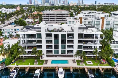30 Isle Of Venice Dr #403 1