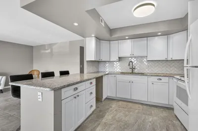 105 Greenbrier C 1