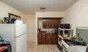 671 E 6th Pl Photo