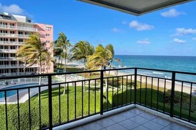 OCEANVIEW FROM BALCONY