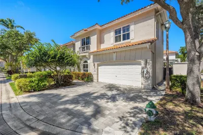 1549 Shoreline Way 1