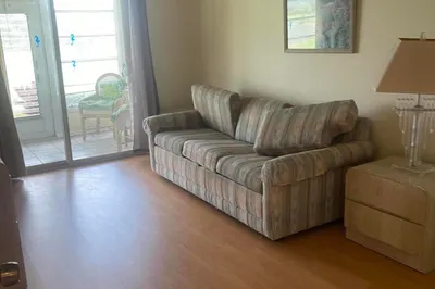 1052 Ainslie D Drive 1