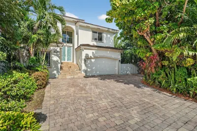 2913 SW 13th St 1