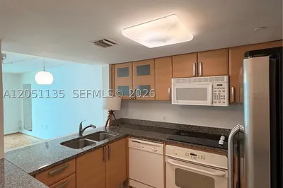 2101 Brickell Ave #502 1